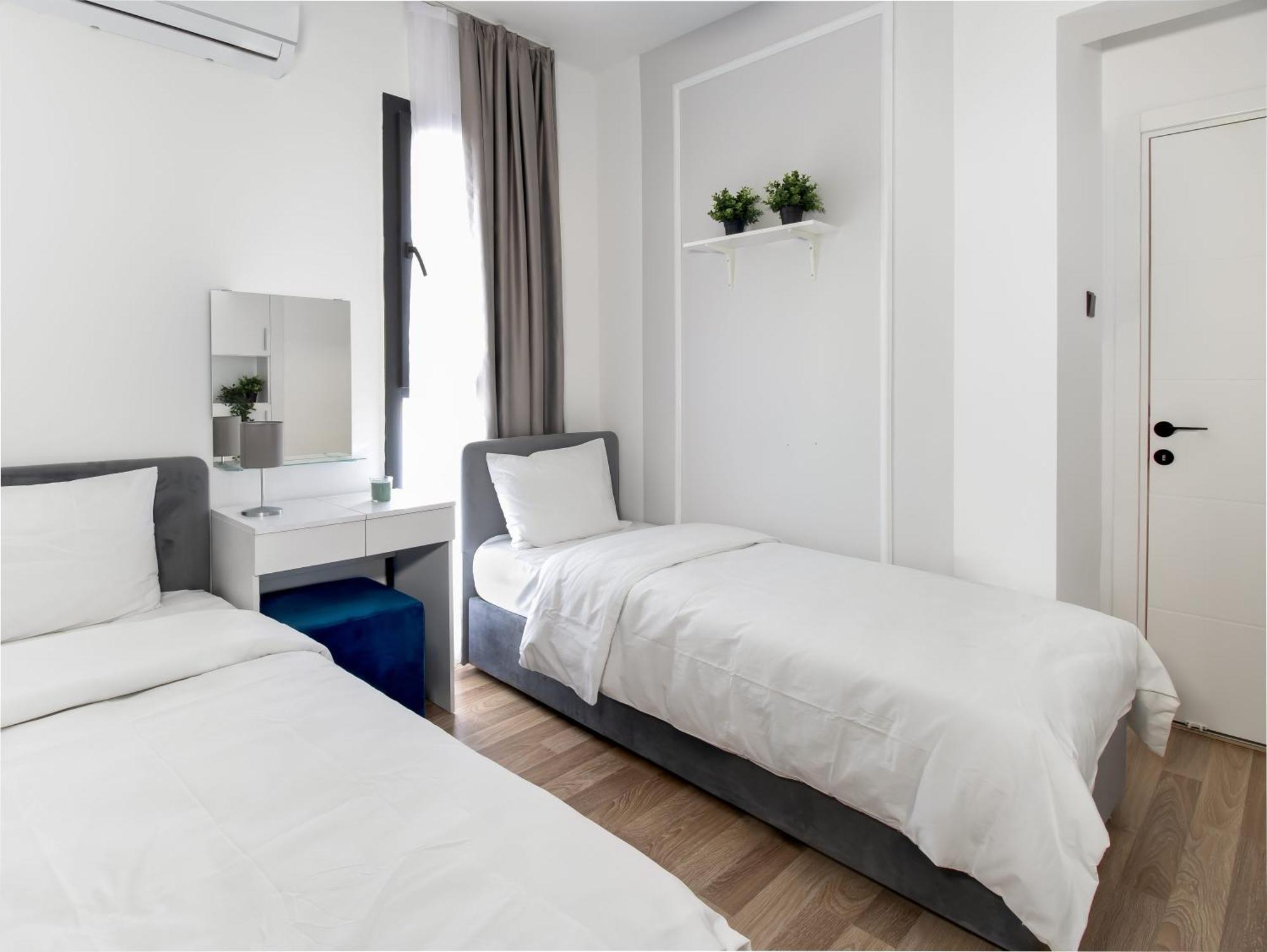 Caesar Blue Seaside Luxury Apartments Gastria Εξωτερικό φωτογραφία